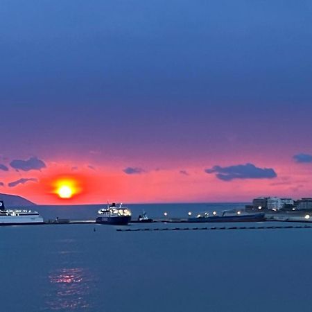 Marina Premium Hotel & Apartment Vlorë Eksteriør bilde
