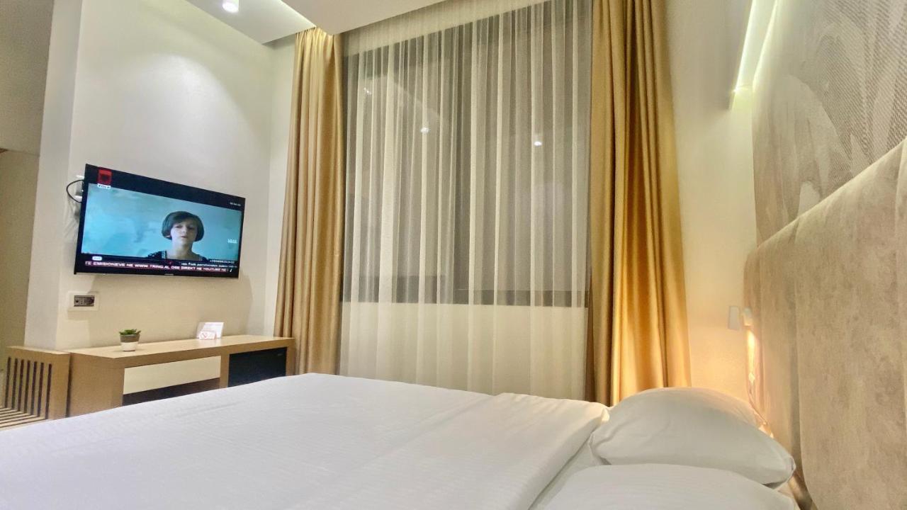 Marina Premium Hotel & Apartment Vlorë Eksteriør bilde