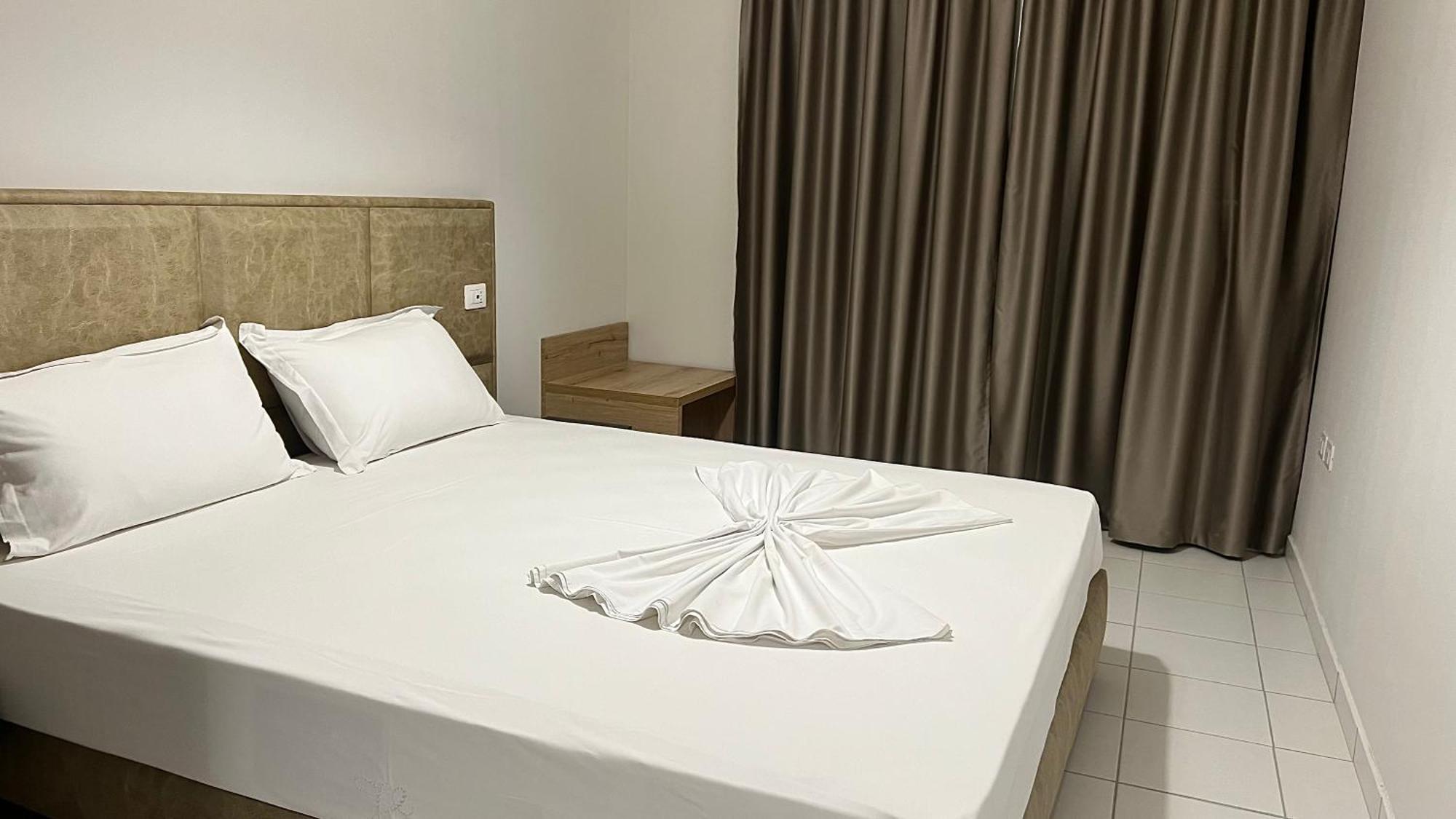Marina Premium Hotel & Apartment Vlorë Rom bilde